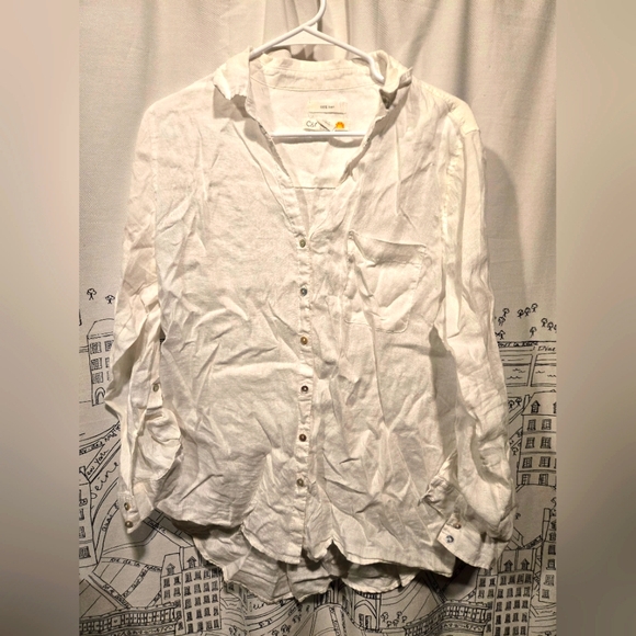 C&C California Tops - NWOT Women's C&C California White Linen Blouse Roll Sleeve Size Medium